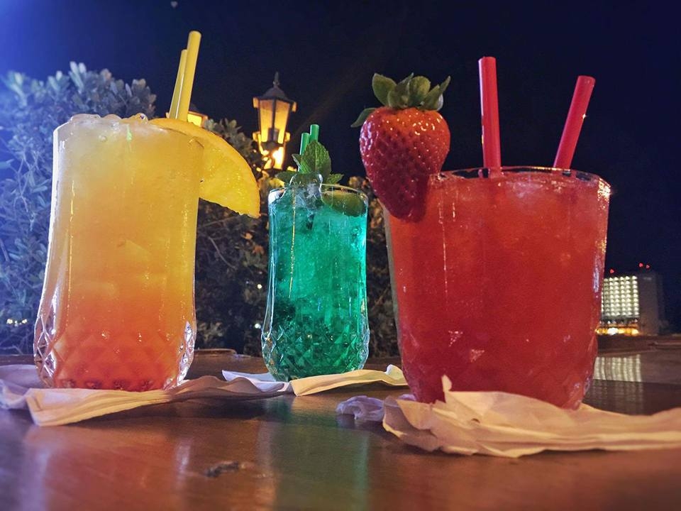 Vilamoura Top Sports Bar - The Hole In One